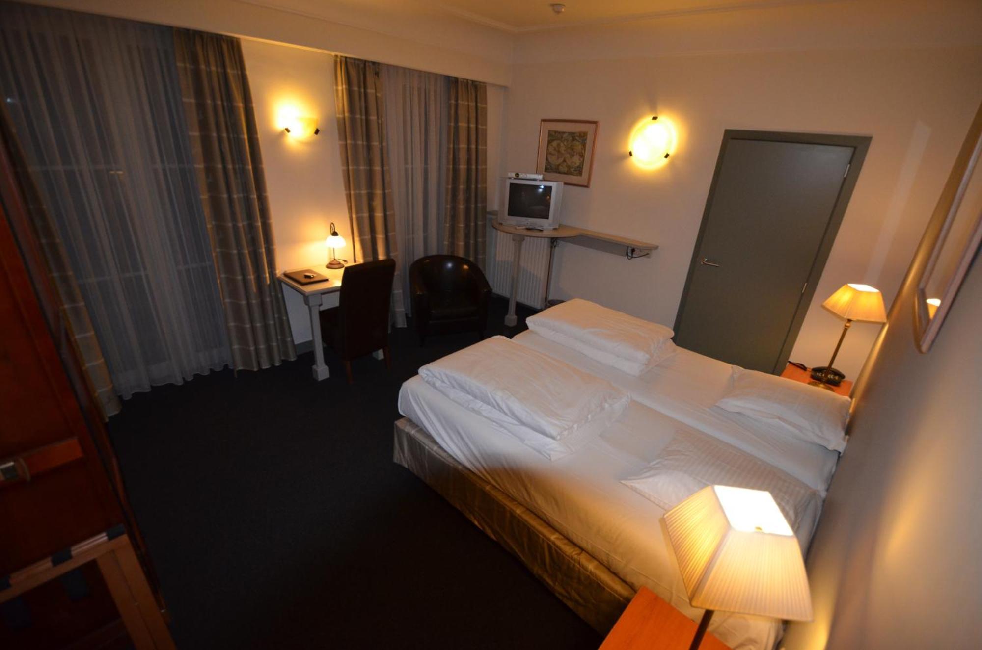 Hotel Malcot Malines Extérieur photo